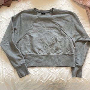 Gray Nike pull over